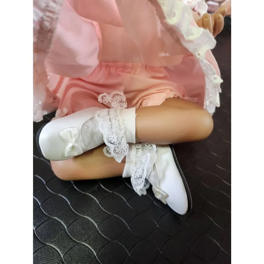 Ashton Drake Brianne 10'' porcelain doll